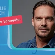 Oliver Schneider im Talk mit Thorsten Otto auf der Blauen Couch bei Radio Bayern 1